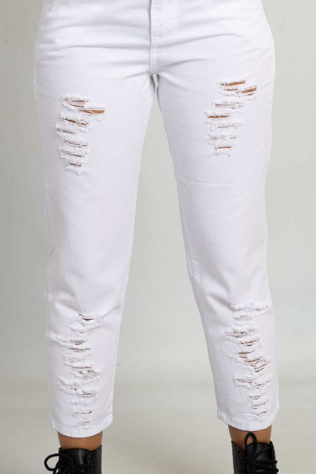 Art.-130-6 Mom Blanco Roto Art. 65