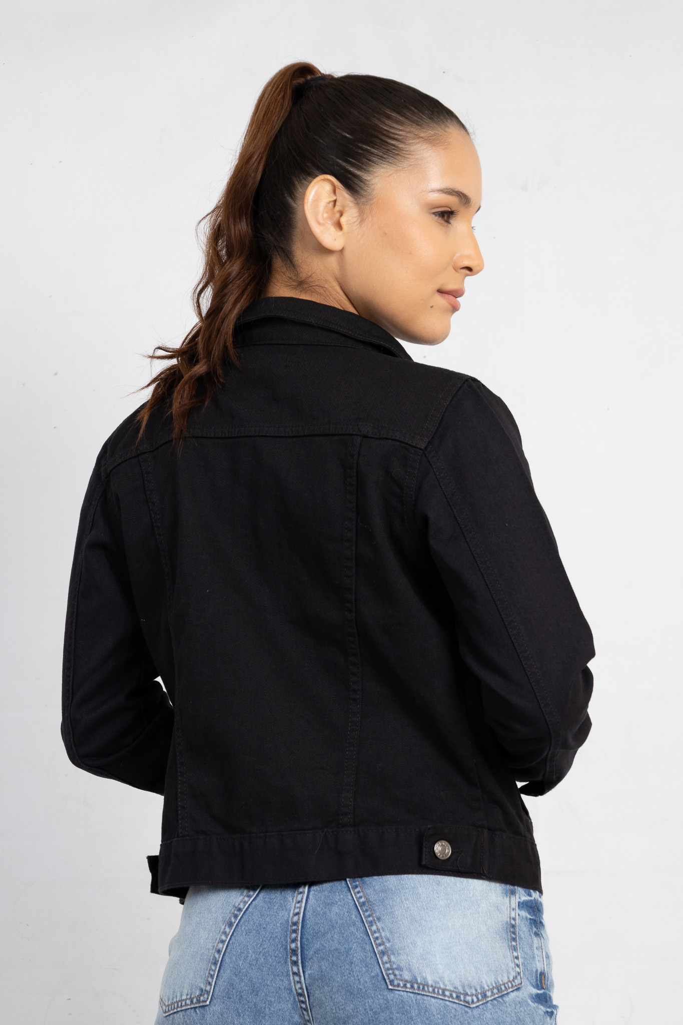 Art. 429 | Campera Negra Rigida