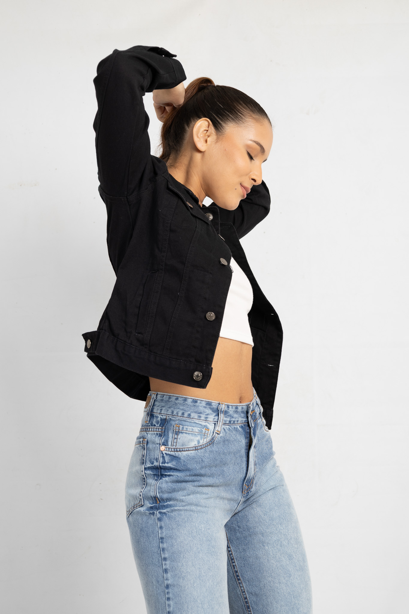 Art. 429 | Campera Negra Rigida