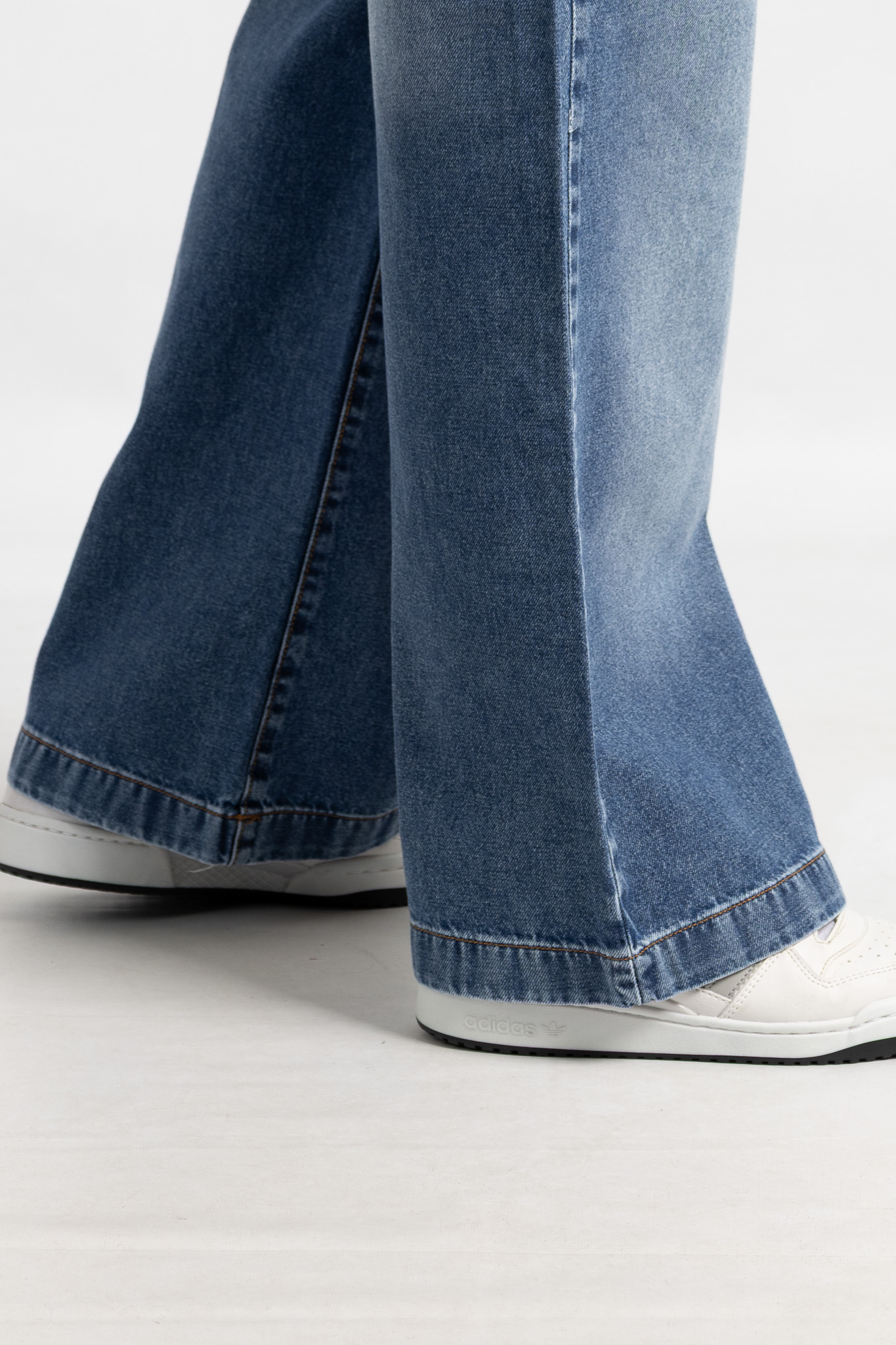 Art. 821 | Wide Leg Ray Nevado H/M