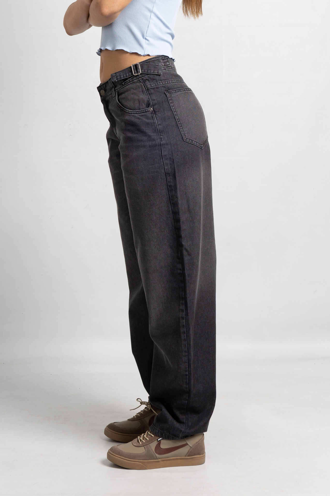 Art. 853 | Baggy Gris C/Hebilla