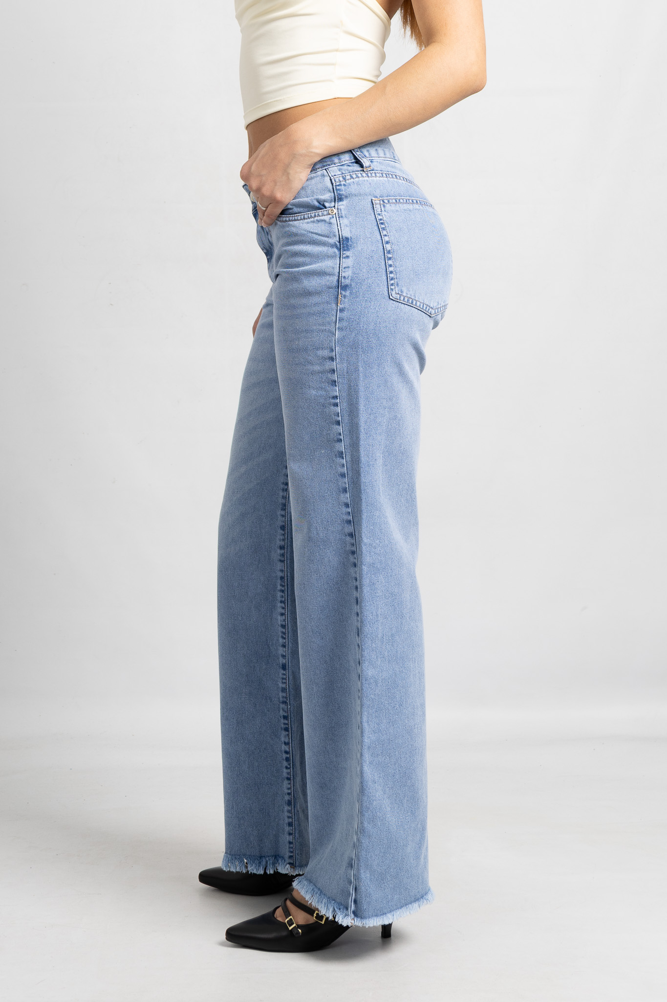 Art. 842 | Wide Leg Nevado Desflecado Claro