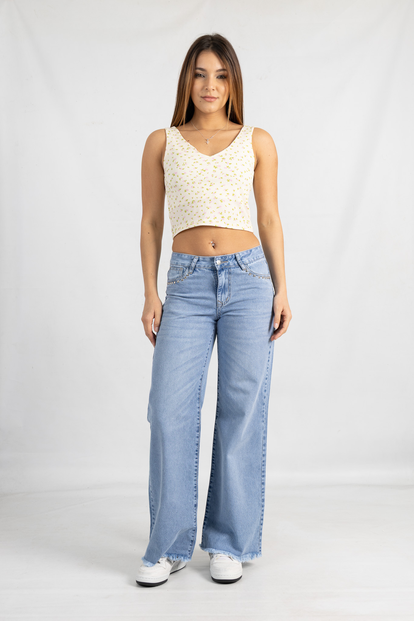Art. 843 | Wide Leg Nevado Desflecado Claro C/Tacha