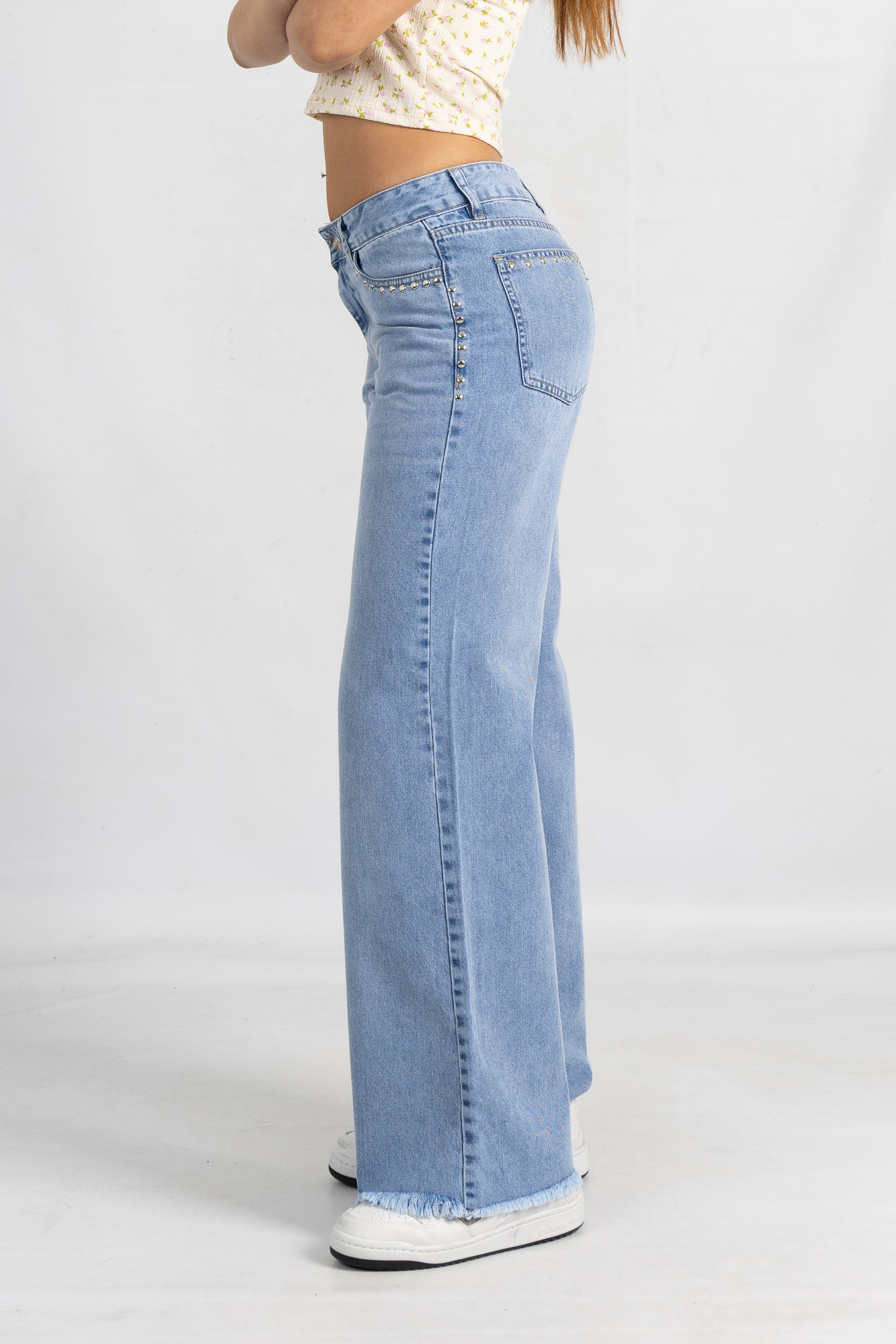 Art. 843 | Wide Leg Nevado Desflecado Claro C/Tacha