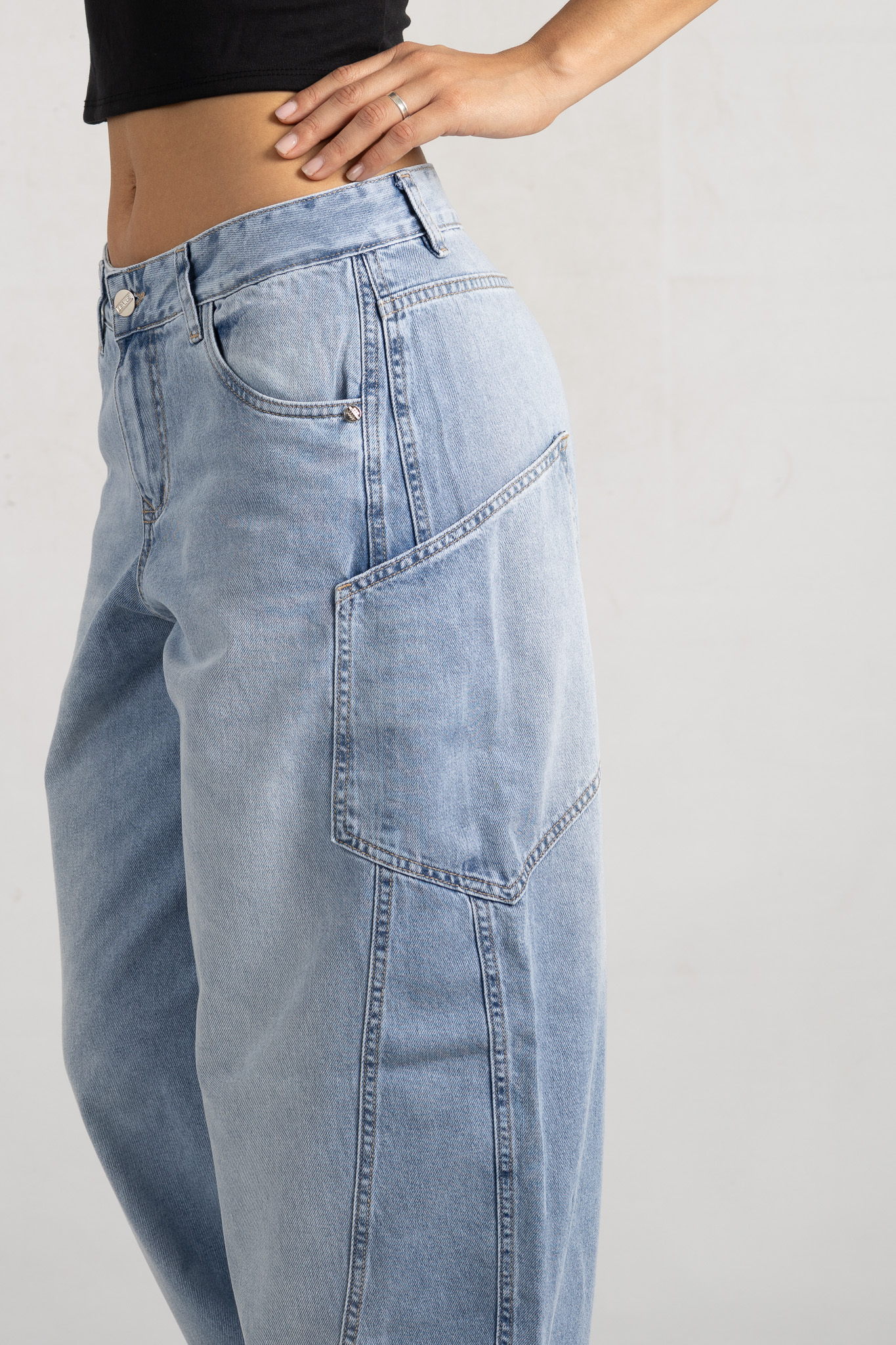 andar y versus jeans 21 de oct-045 Art. 872 | Baggy Nevado Bolsillo Asimetrico H/B