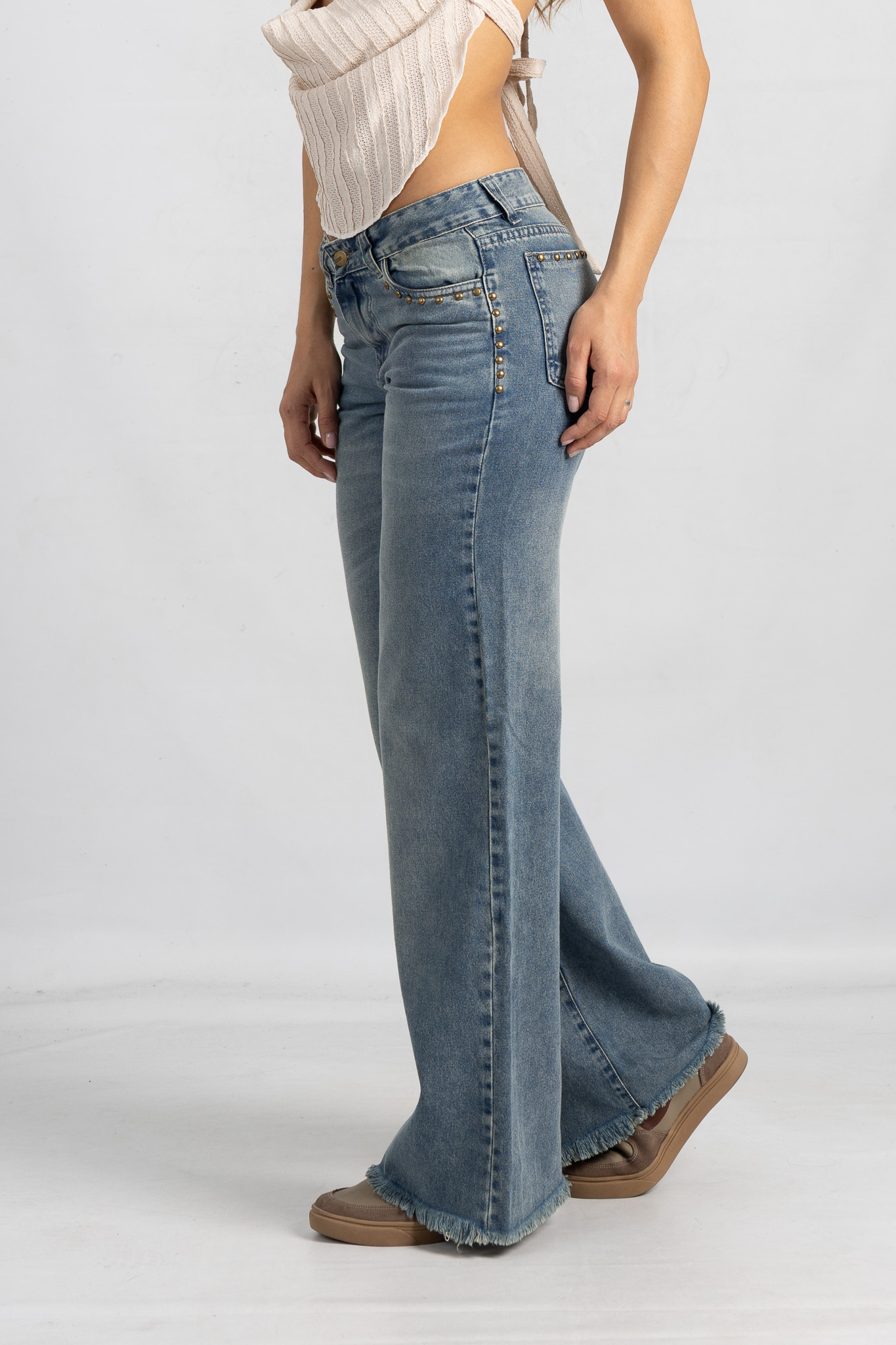 Art. 871 | Wide Leg Oxido Desflecado C/Tachas