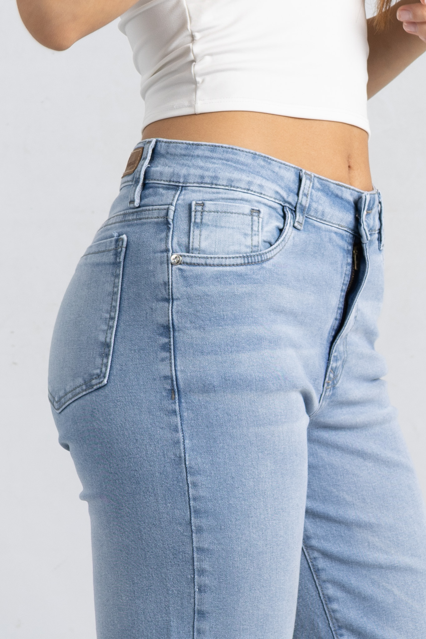 andar-versus-noviembre-305 Art. 881 | Wide Leg Nevado Elastizado H/Gris