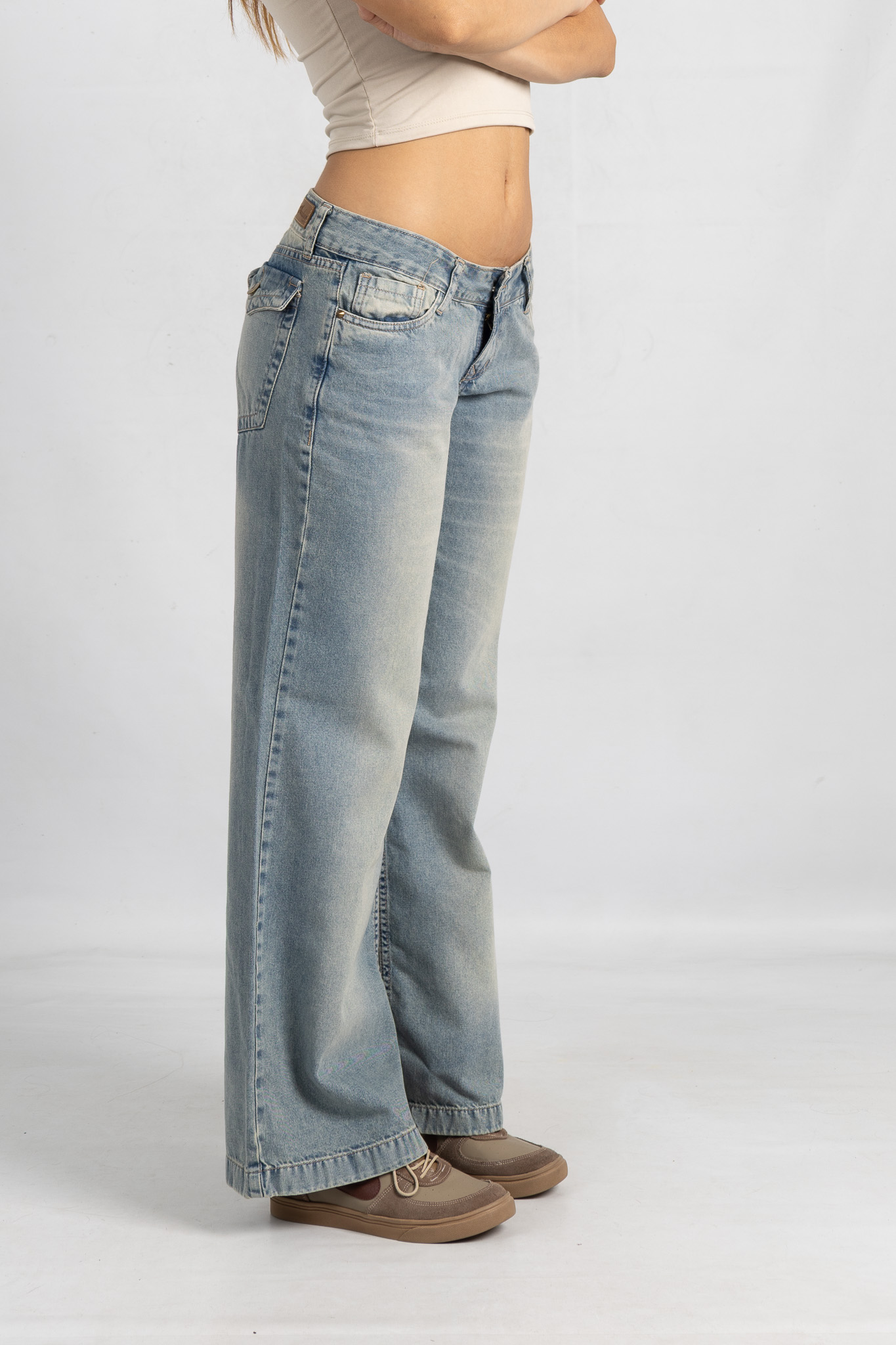 Art. 879 | Wide Leg Extra Bajo Matizado Tapa Trasera