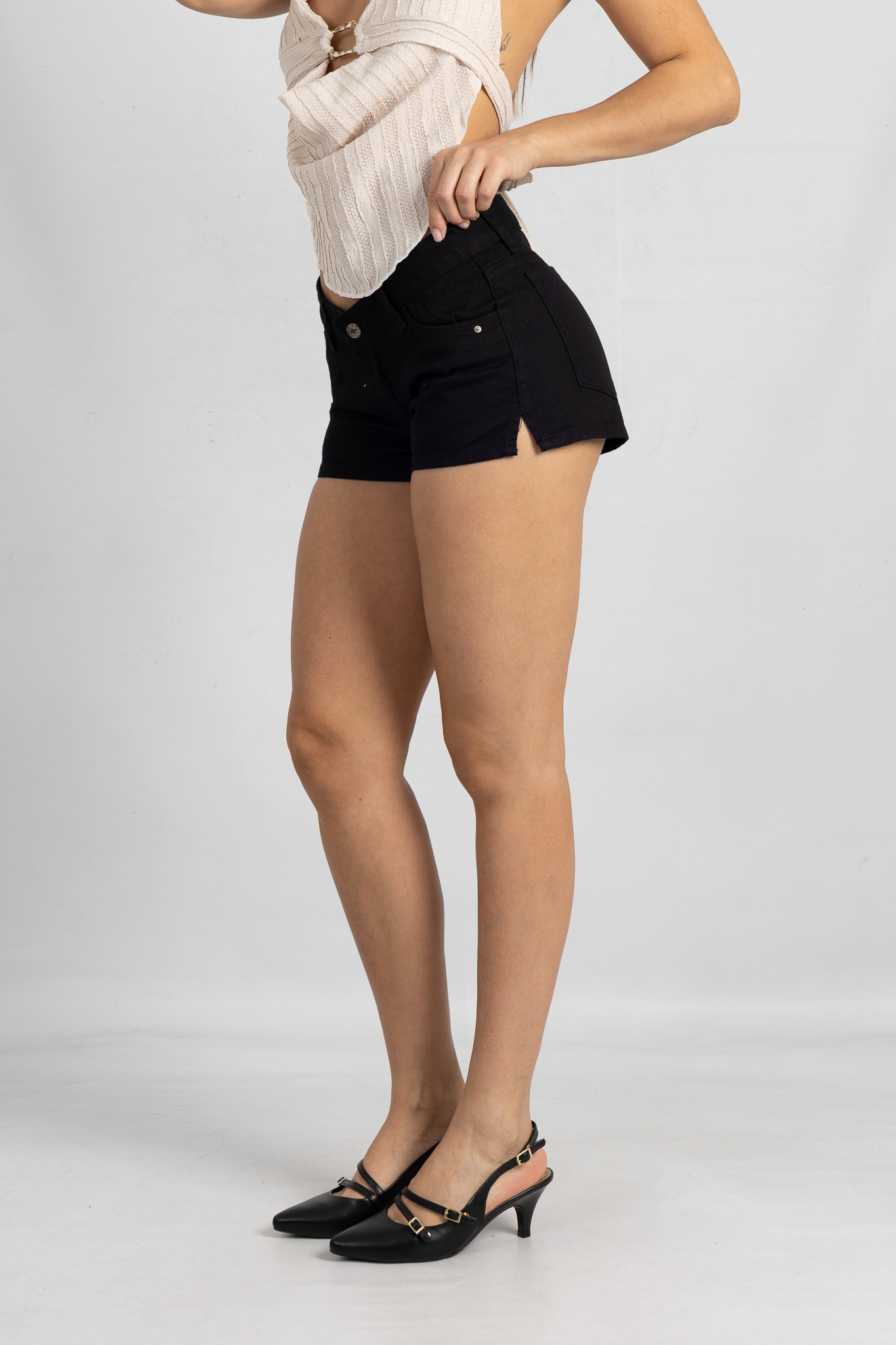 Sh-157 | Short Latte Negro Tiro Bajo