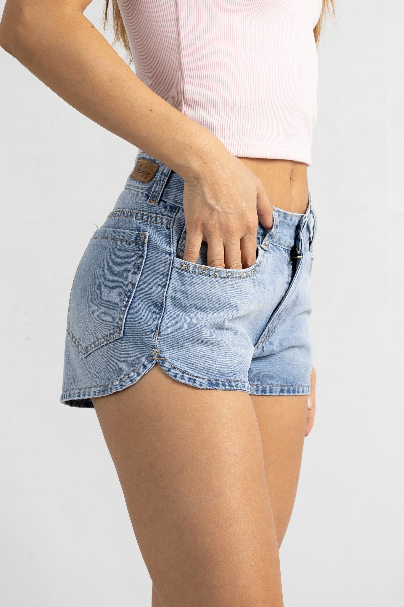 andar versus noviembre-485 Art. Sh-165 | Short Star Nevado