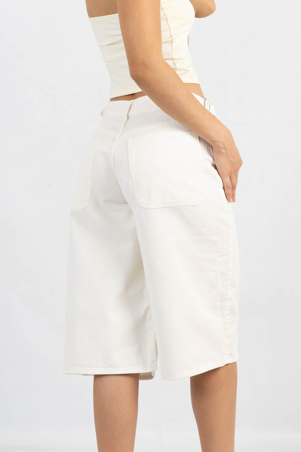 Art. Sh-134 | Bermuda Baggy Beige con Hebilla