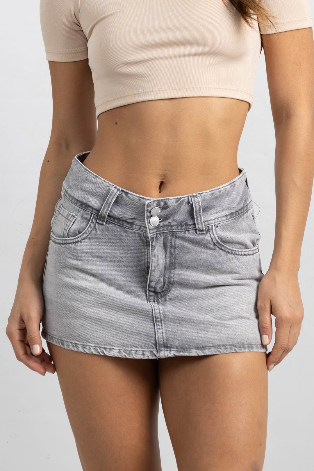 M-84 MINI SHORT GRIS 2 BOT