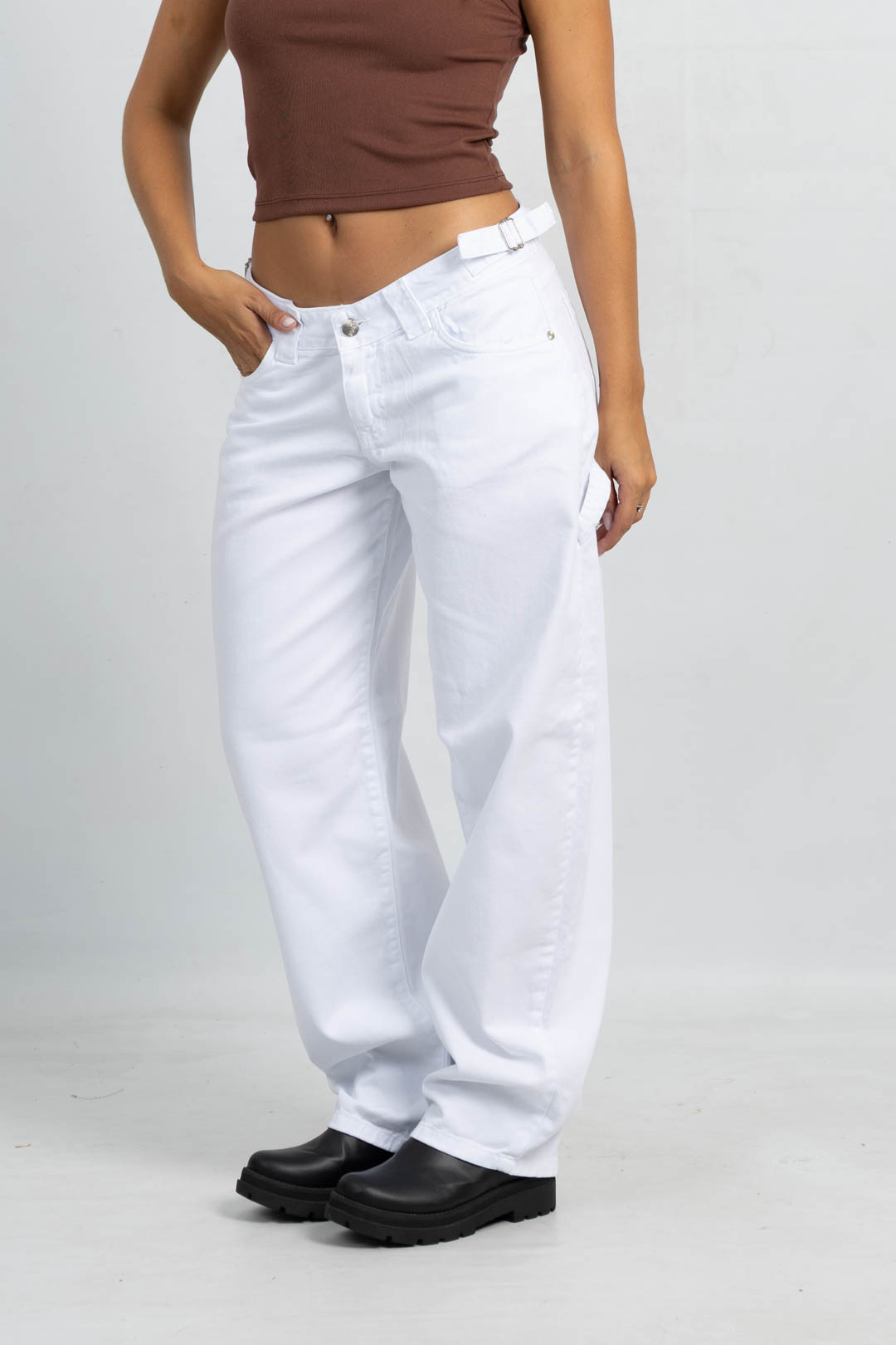 Art. 888 | Baggy Carpintero Blanco C/Hebilla