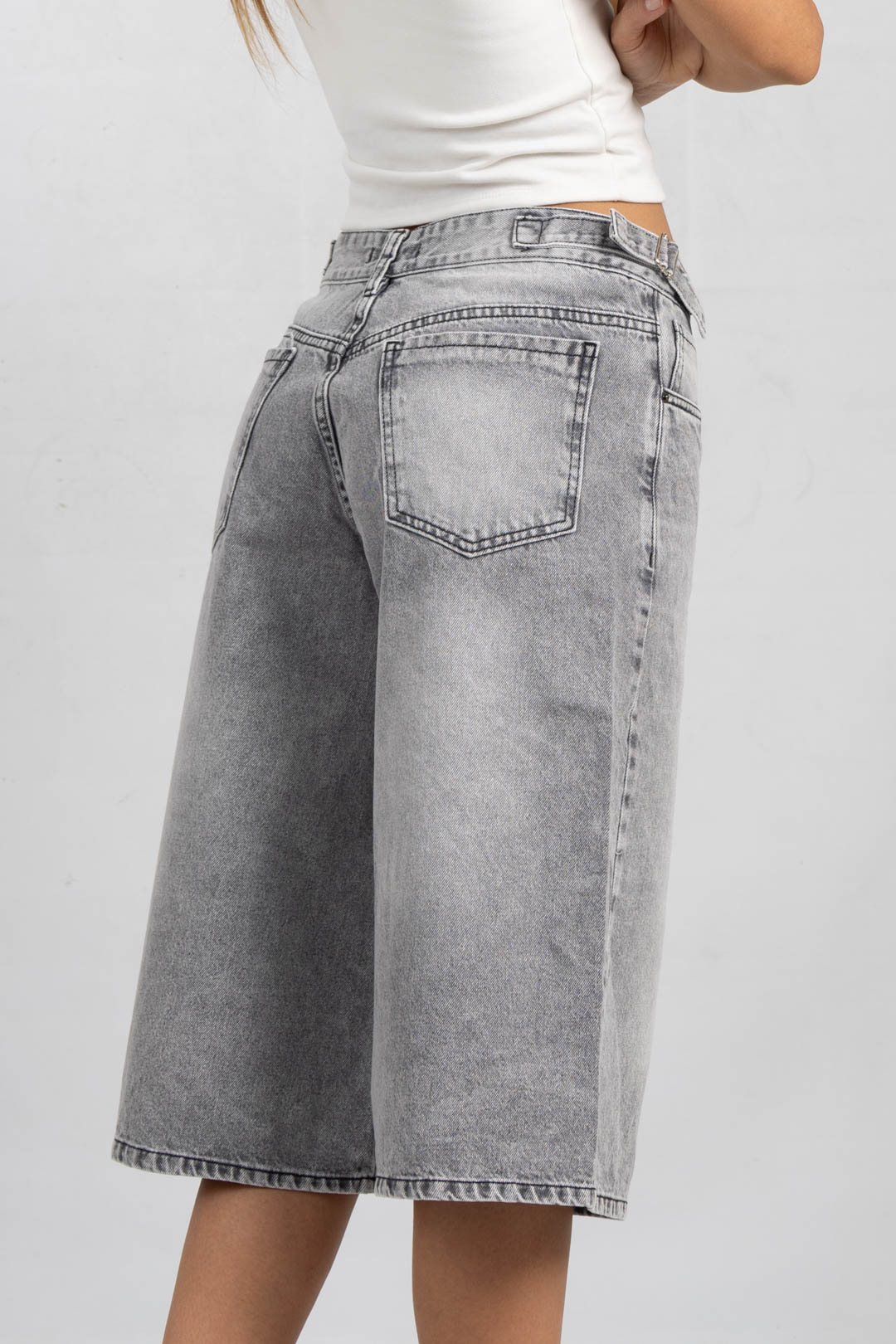 Sh-192 | Baggy Bermuda Gris Claro
