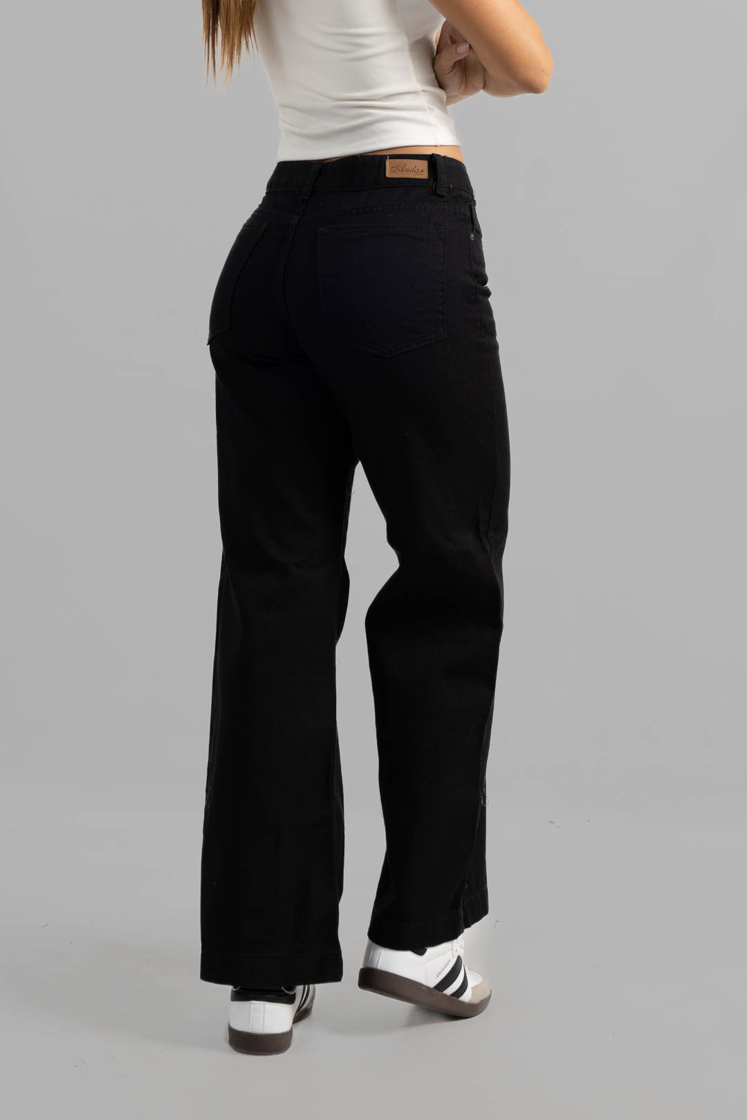andar jeans 2026 febrero-1435 Art. 899 | Wide Leg Negro Tiro Medio Ruedo Ancho