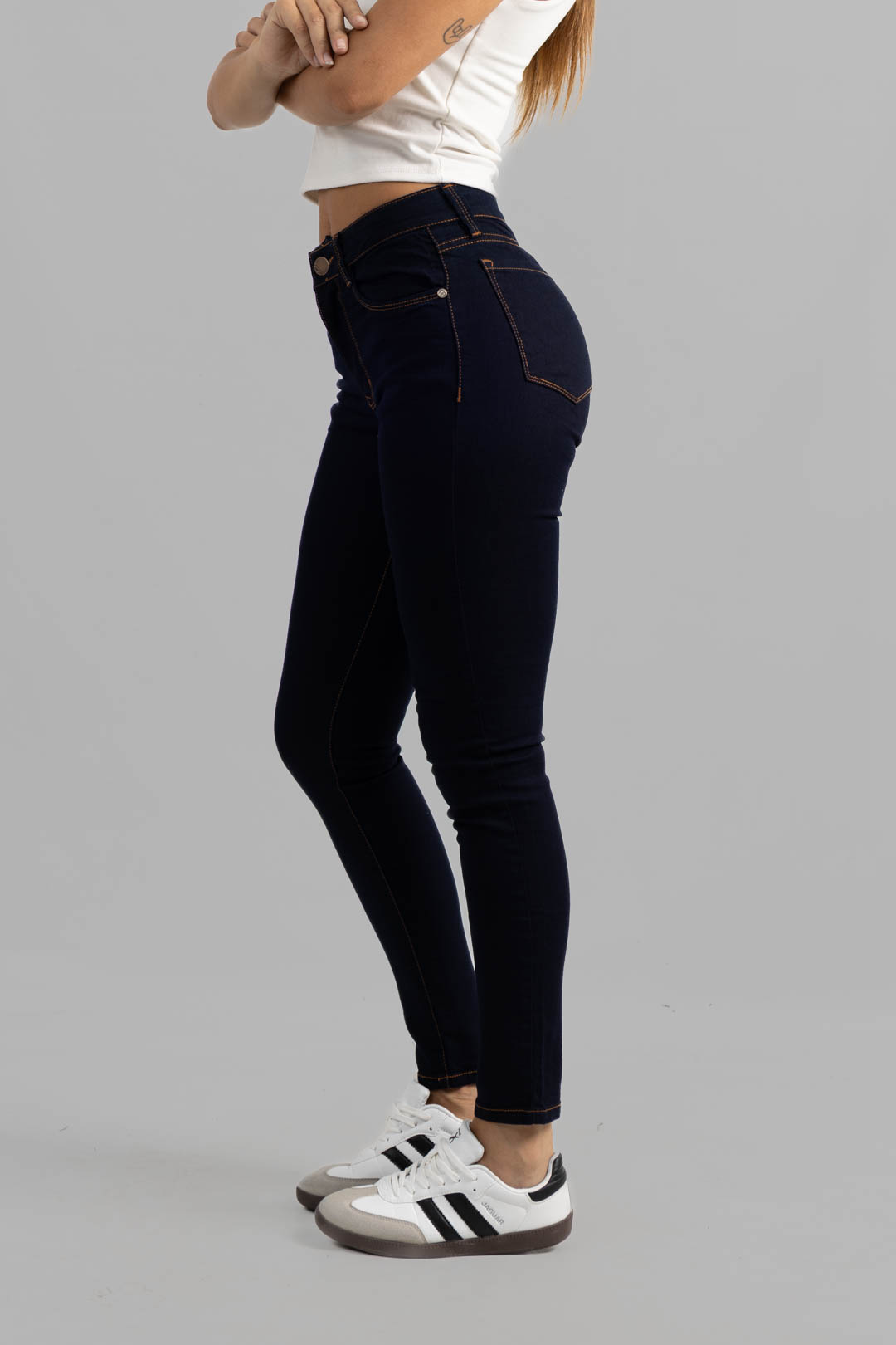 Art. 903 | Skiny Colegial Hilo Marron