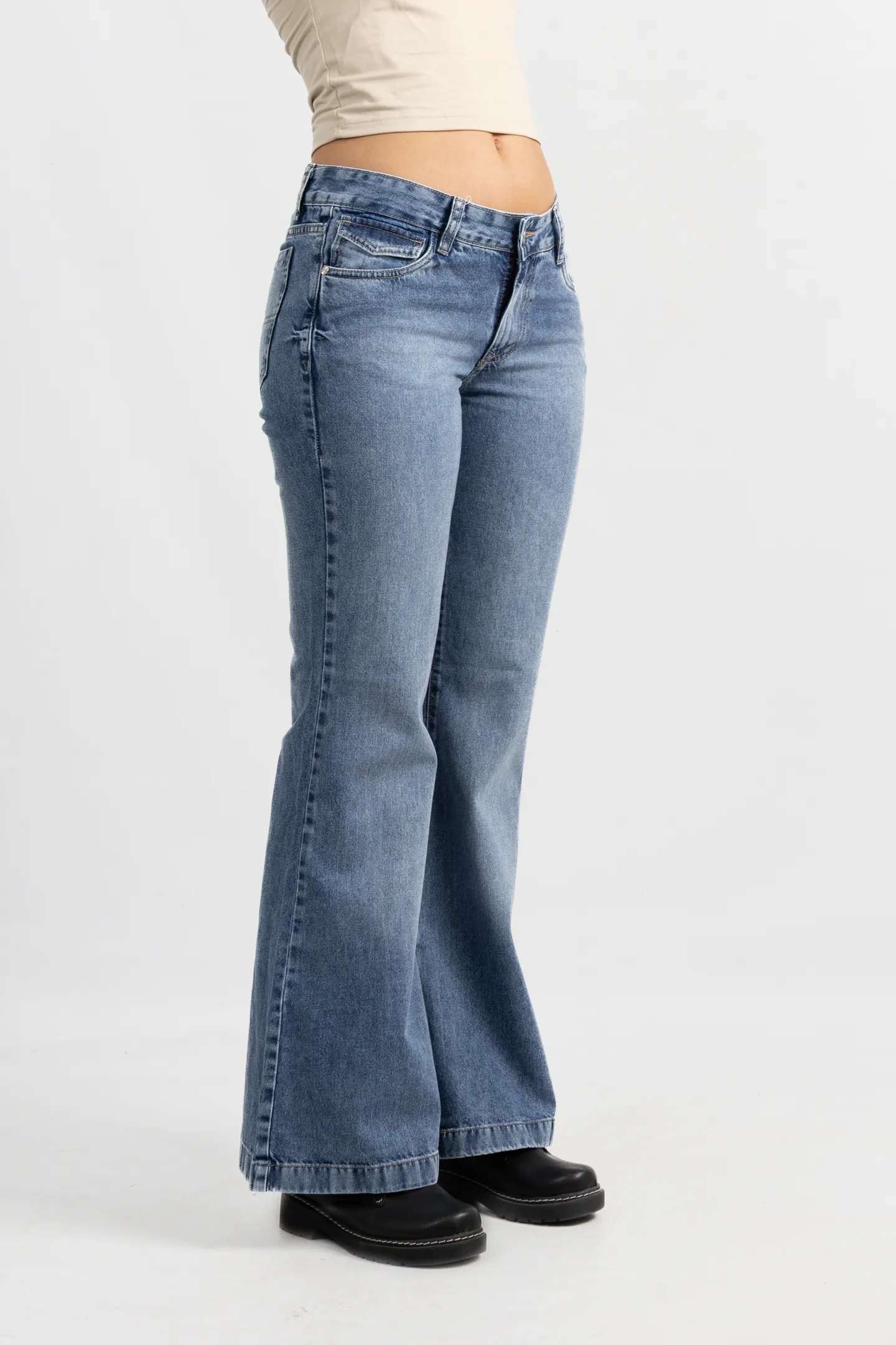 Art. 943 | Mega Oxford Nevado Rigido