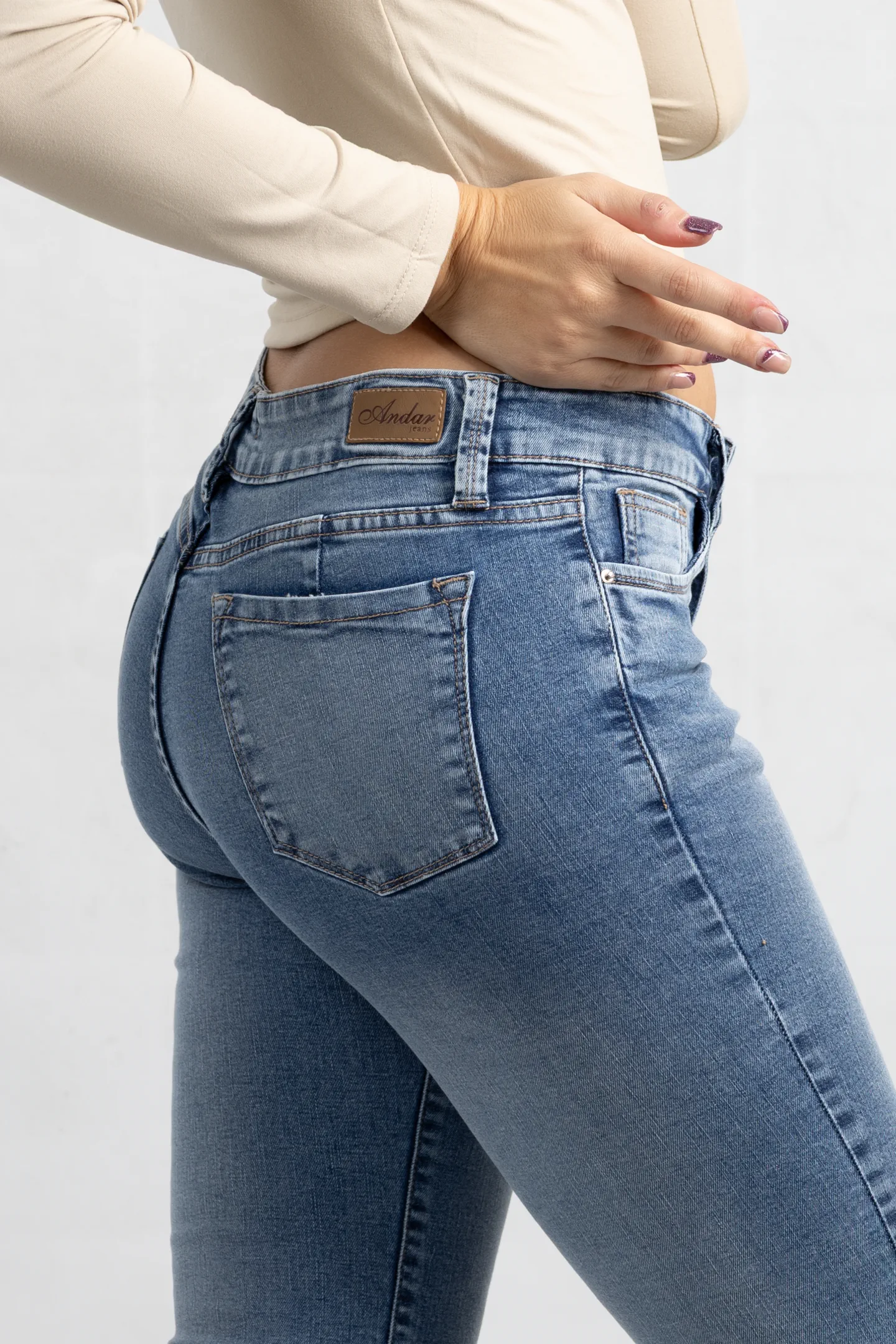 Art. 941 | Semi Oxford Crop Nevado Con Ruedo