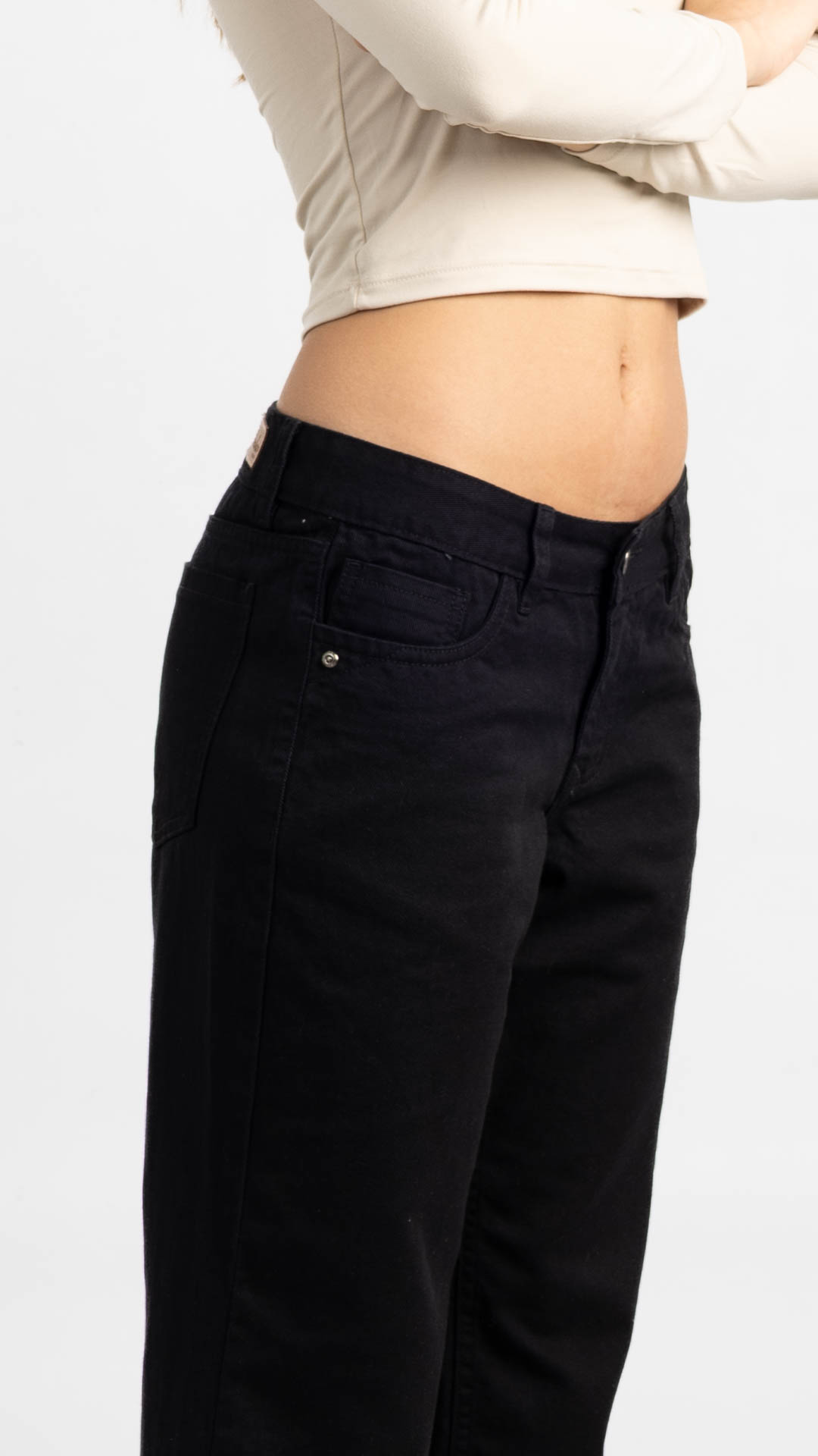 fotos andar jeans 12 de junio -109 Art. 984 | Recto Negro Crop