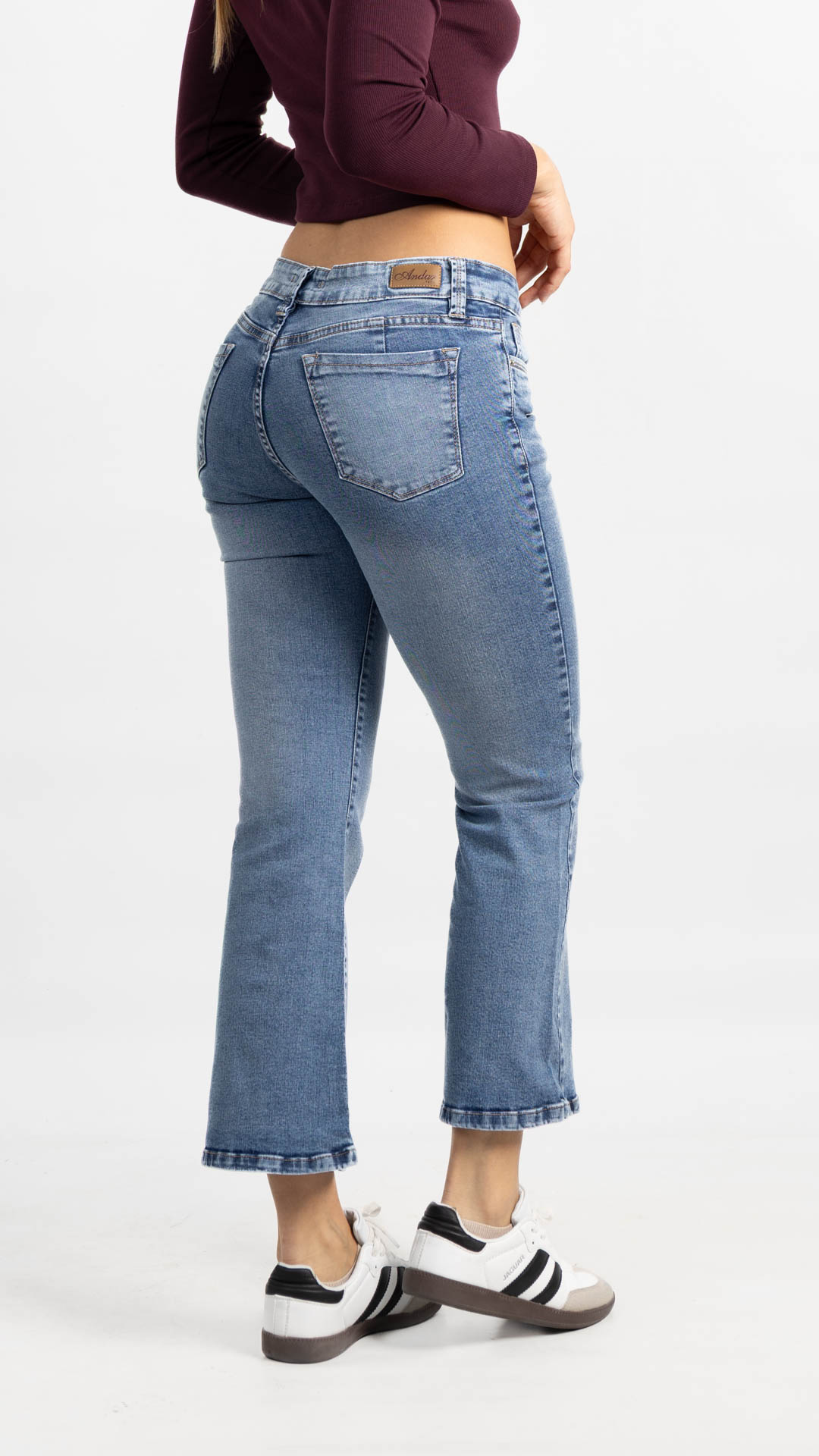 Art. 941 | Semi Oxford Crop Nevado Con Ruedo