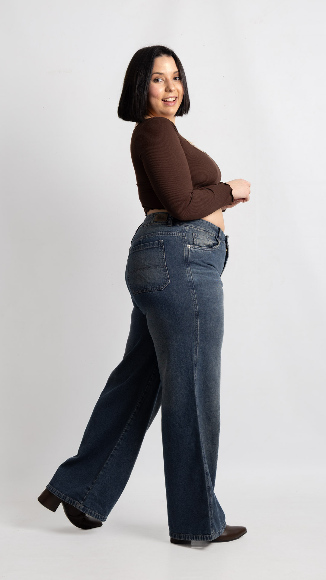 Art. 933 | Wide Leg Talle Especial Oxido