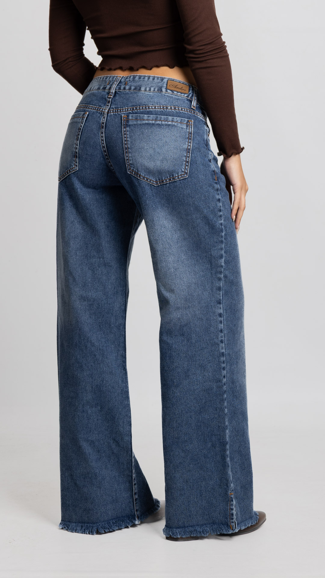 Art. 1002 | Wide Leg Vani Nevado H/M