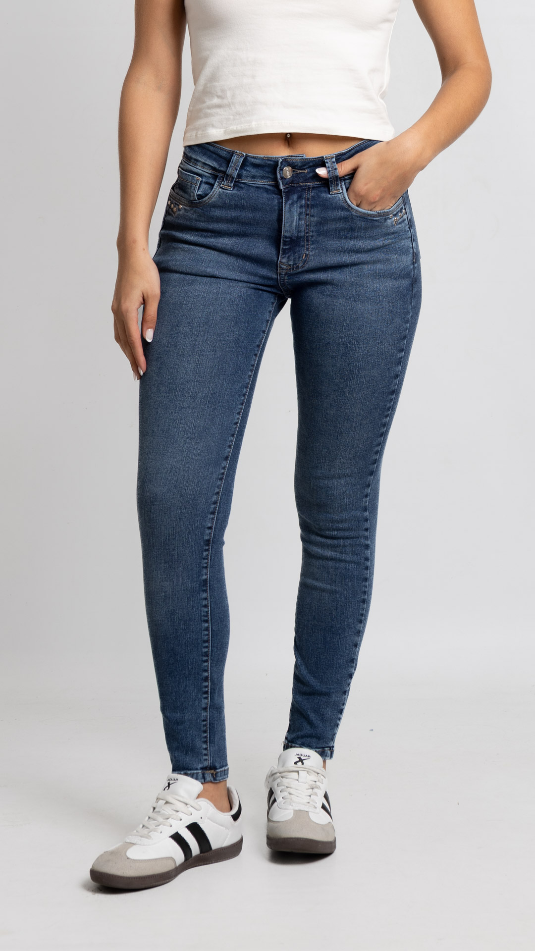 Art. 1049 | Chupin Nevado Dark Clasico H/B