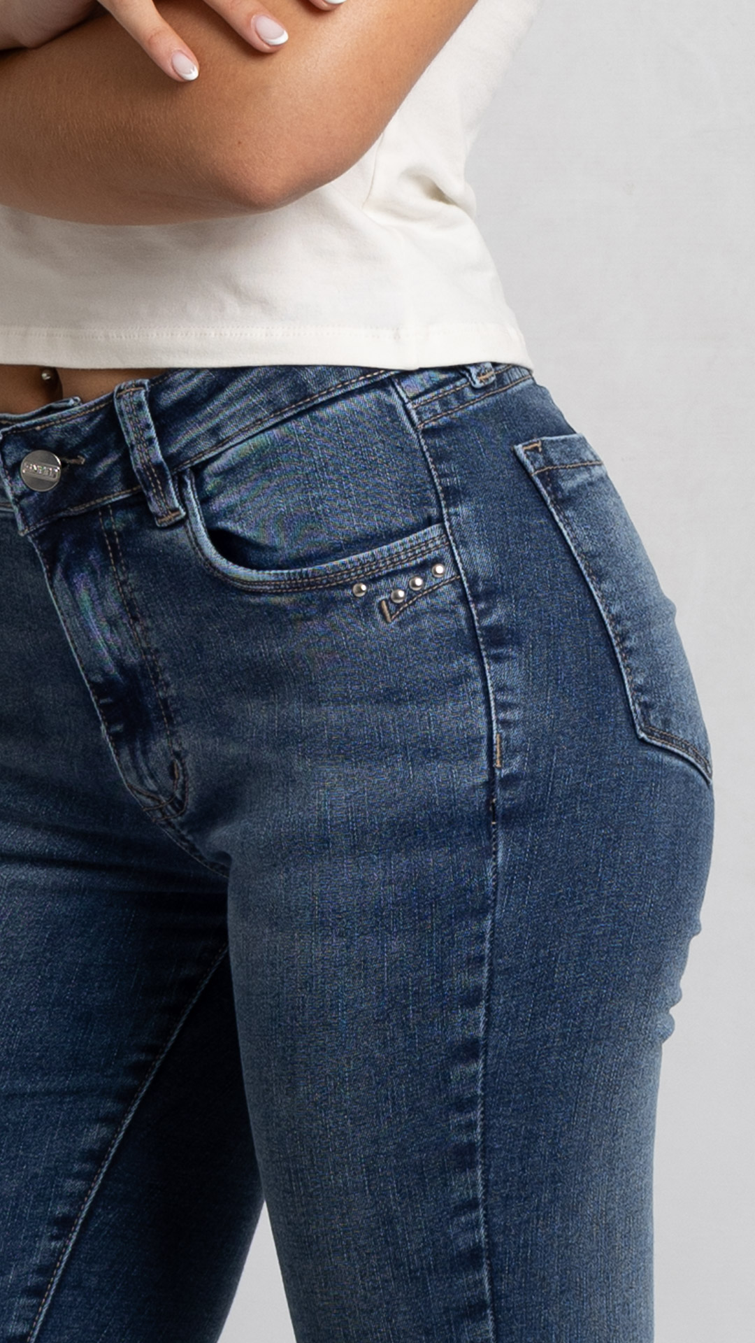 Art. 1049 | Chupin Nevado Dark Clasico H/B