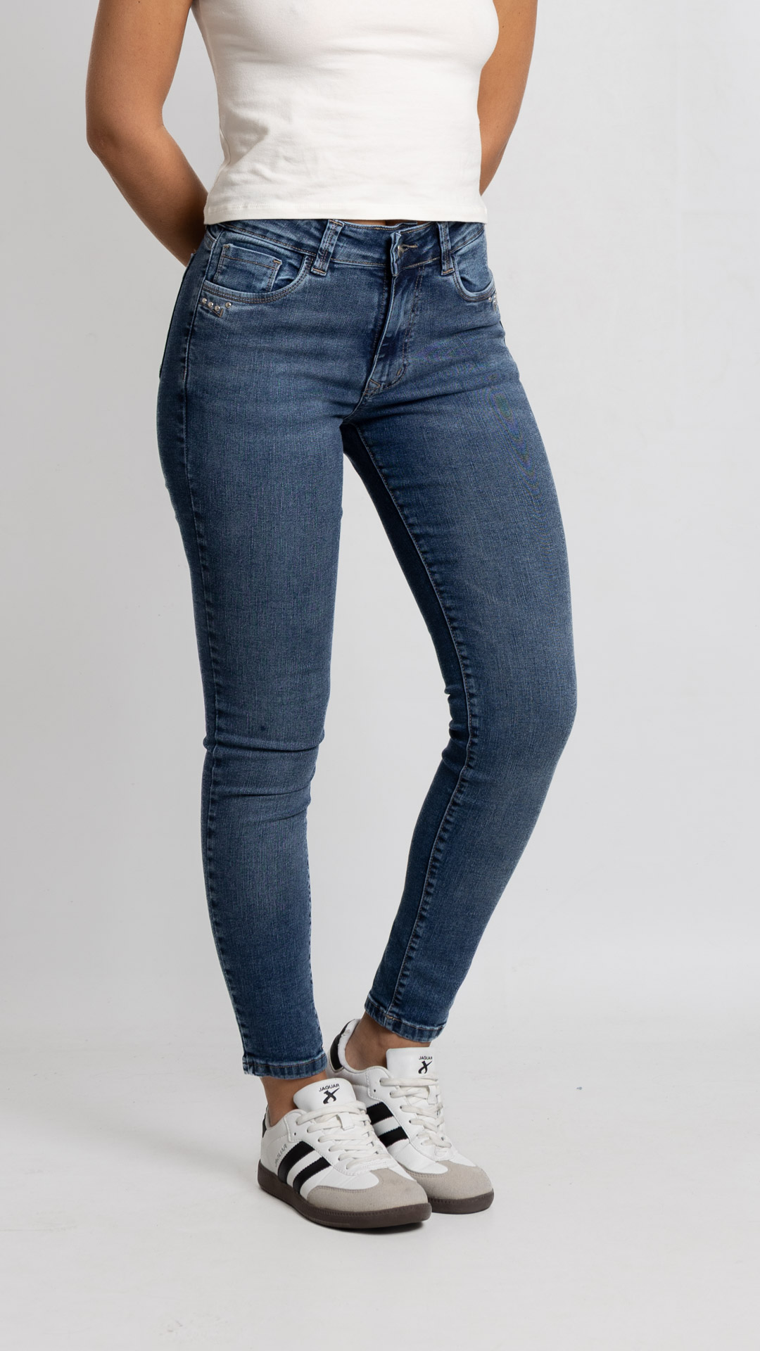 Art. 1049 | Chupin Nevado Dark Clasico H/B